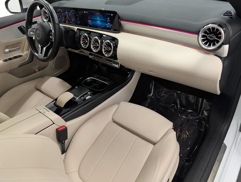 Used 2023 Mercedes-Benz CLA 250 4MATIC image 38