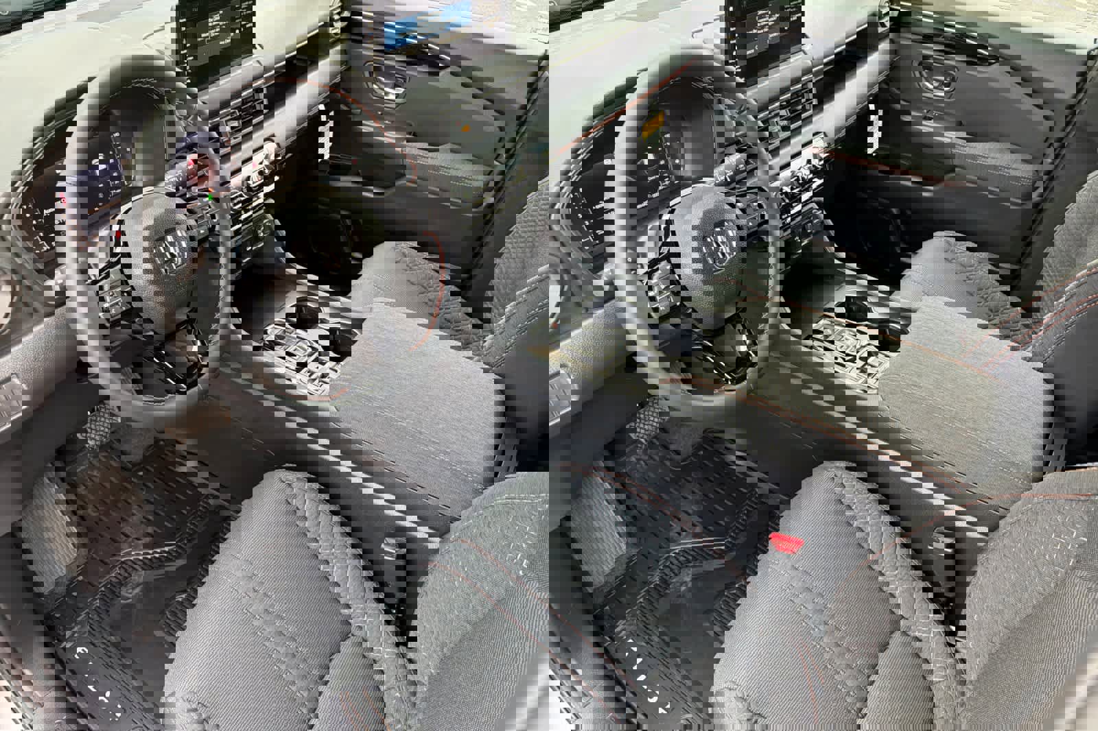 New 2026 Honda Pilot Sport image 13