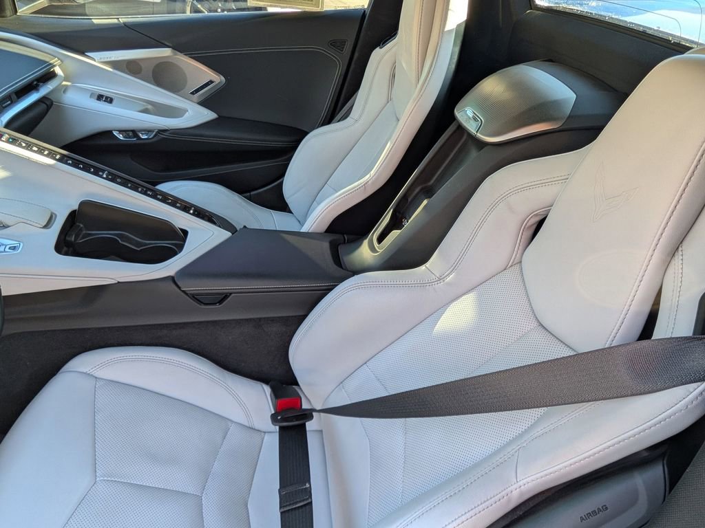 Used 2023 Chevrolet Corvette Stingray Preferred Conv w/ 2LT image 16