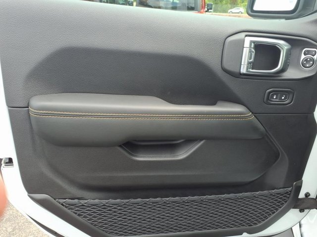 New 2025 Jeep Gladiator High Tide image 7