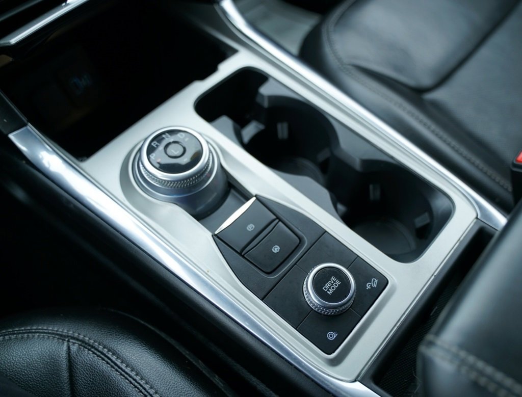 Used 2022 Ford Explorer Limited w/ Equipment Group 301A image 20