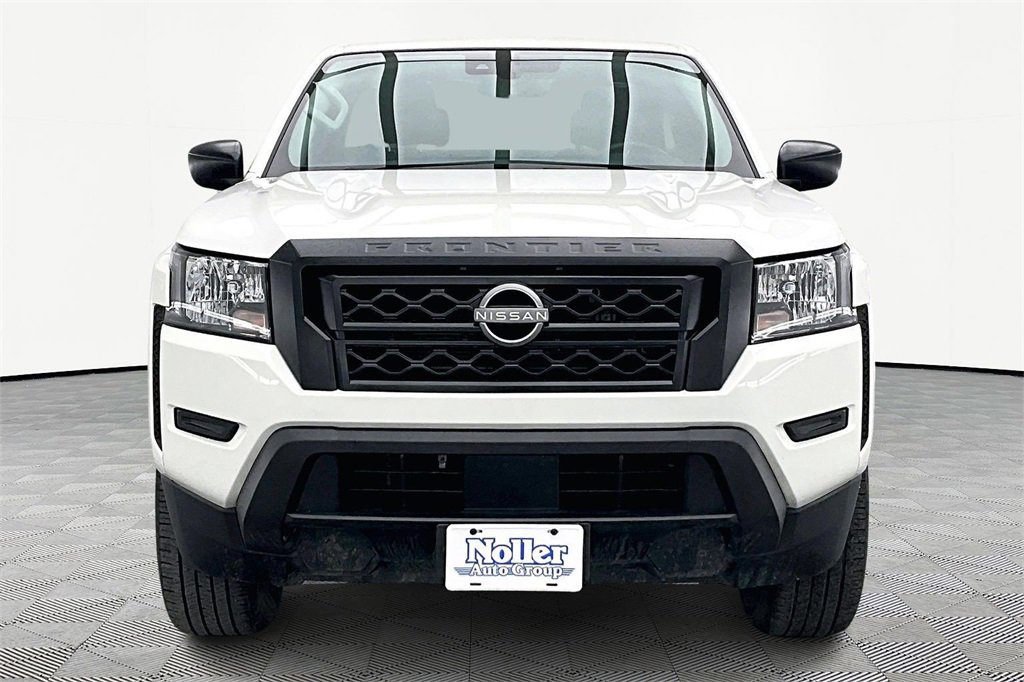 Used 2022 Nissan Frontier S image 3