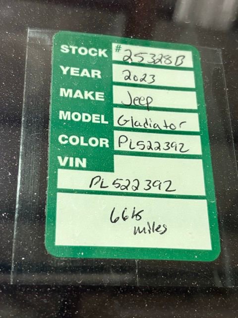 Used 2023 Jeep Gladiator Sport image 20