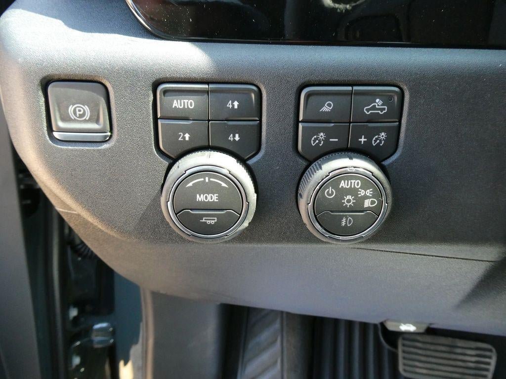 New 2026 Chevrolet Silverado 3500 LTZ w/ LTZ Plus Package AWD/4WD image 23