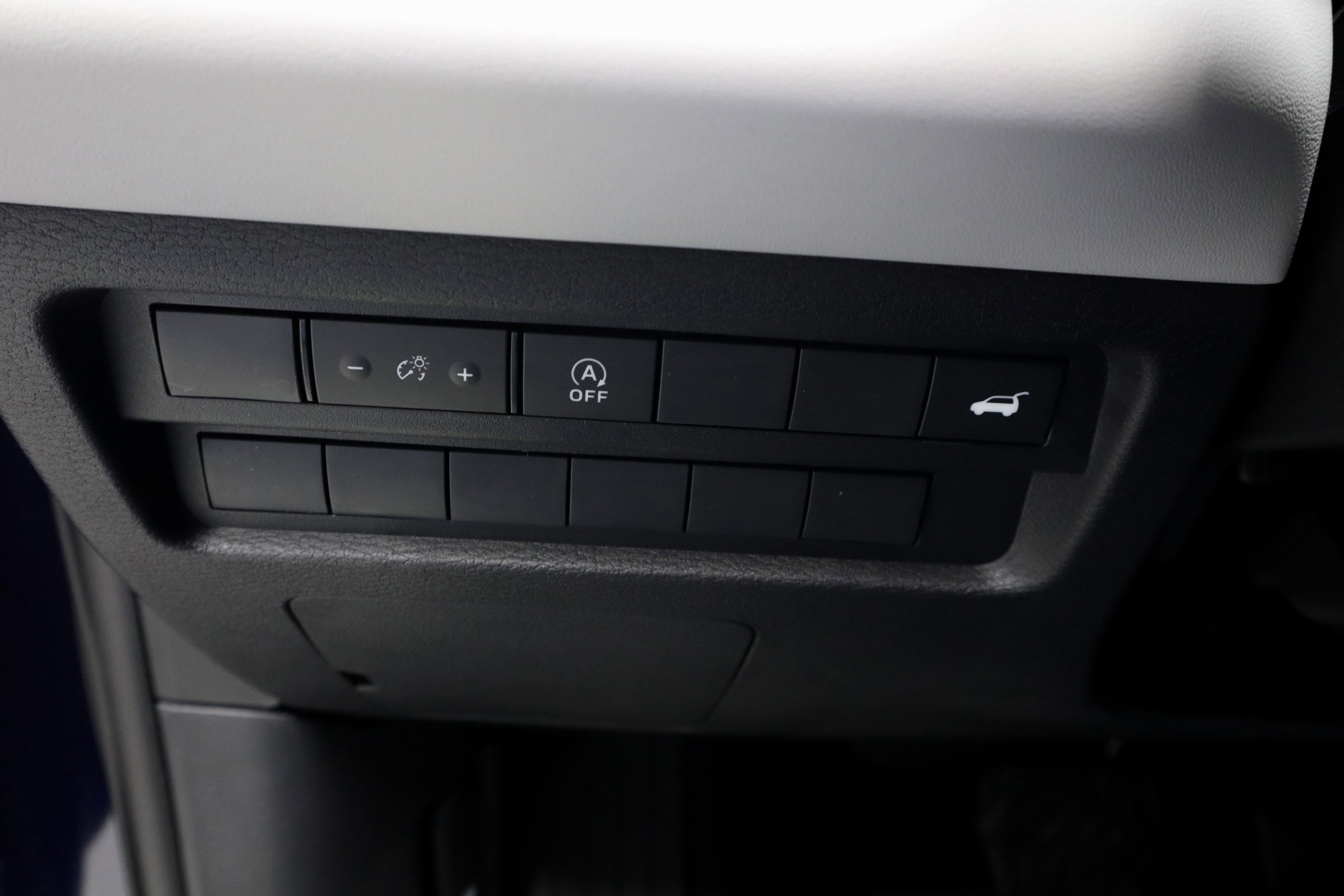 New 2026 Mitsubishi Outlander SE image 20