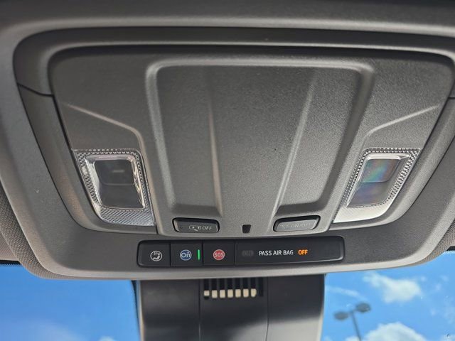 Used 2022 Chevrolet Silverado 1500 Custom image 34