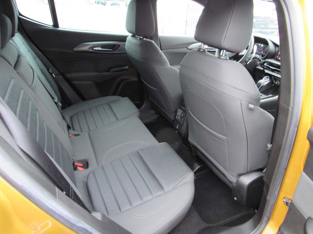 Used 2024 Dodge Hornet R/T w/ R/T Blacktop Package image 9