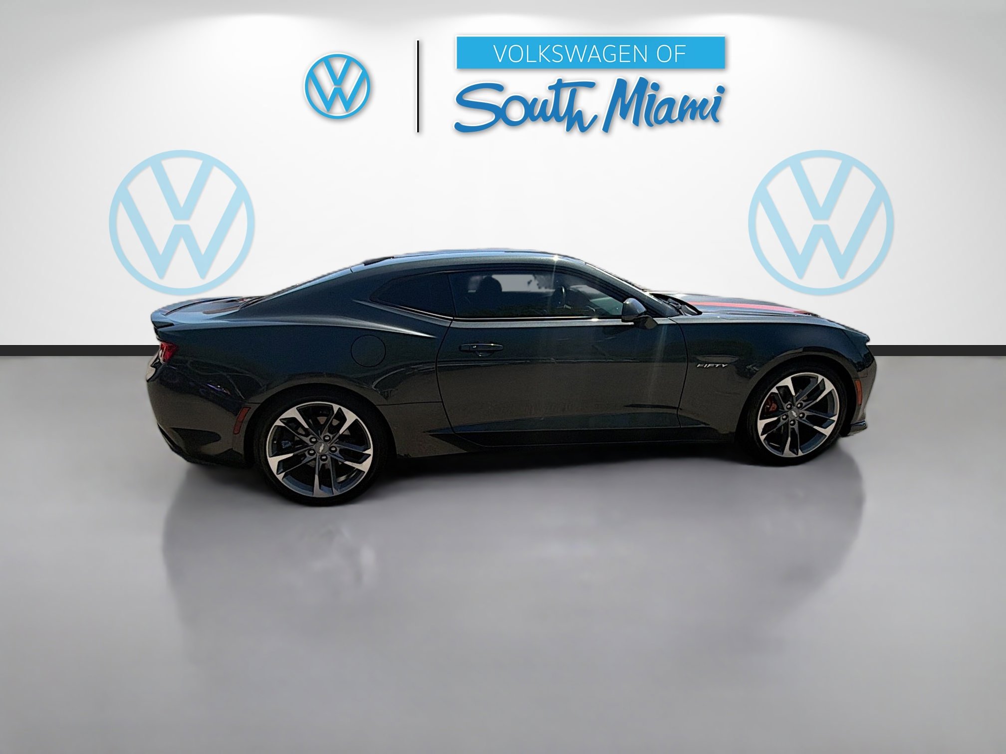 Used 2017 Chevrolet Camaro LT image 8