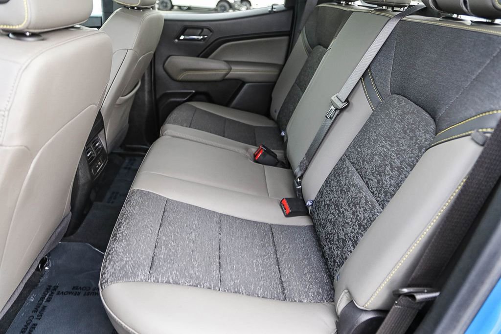 Used 2024 Chevrolet Colorado ZR2 w/ Technology Package image 20