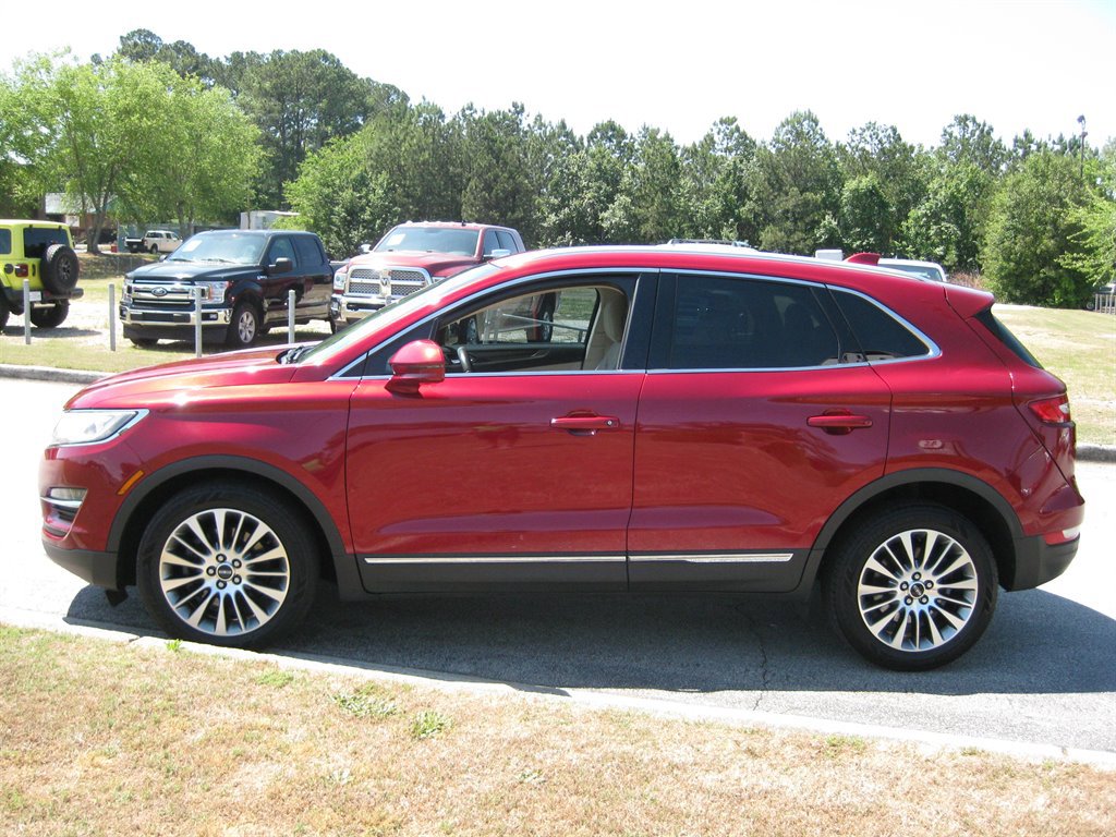 Used 2018 Lincoln MKC Reserve FWD image 4