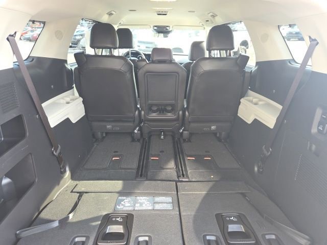 Used 2024 Kia Carnival SX image 10