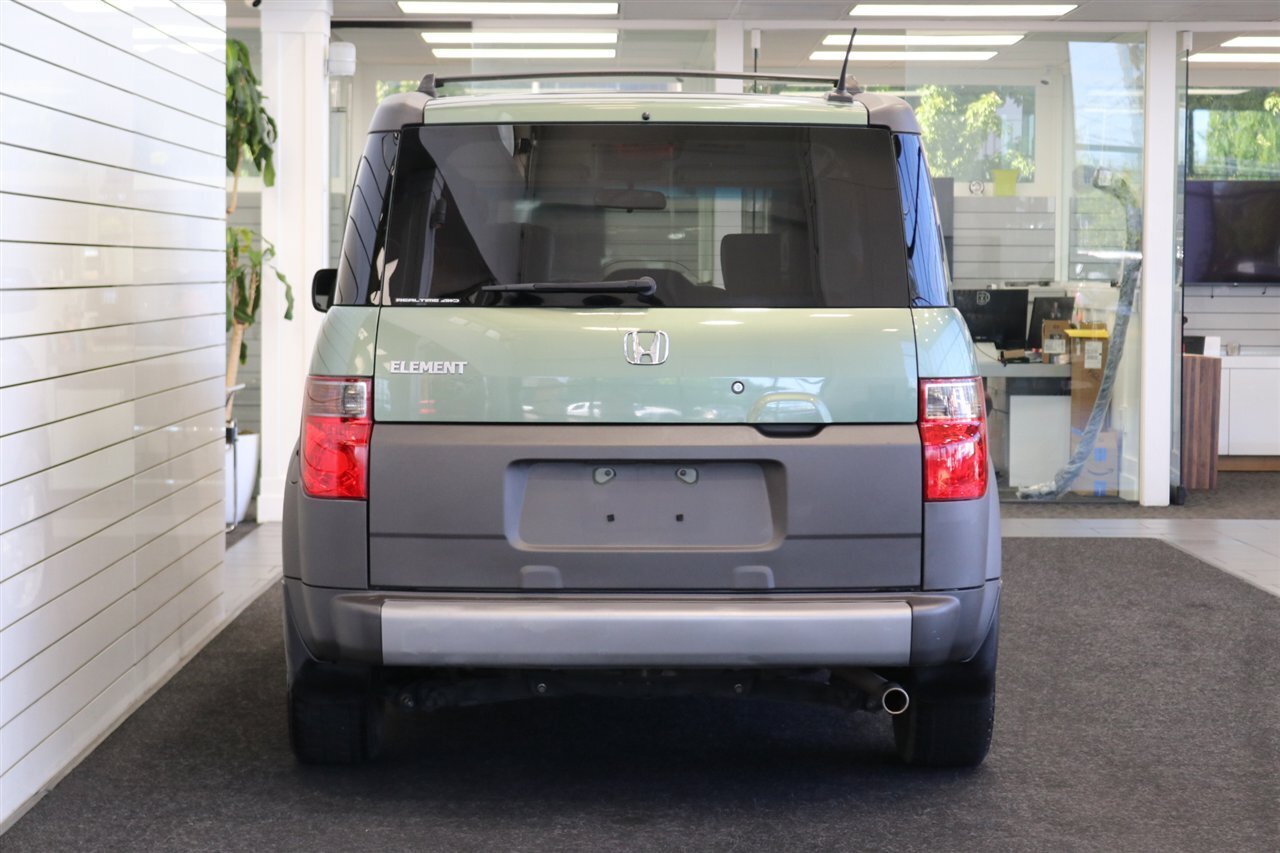 Used 2005 Honda Element EX image 9