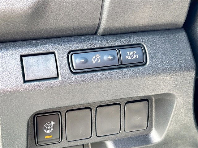 New 2026 Nissan Frontier SV image 7