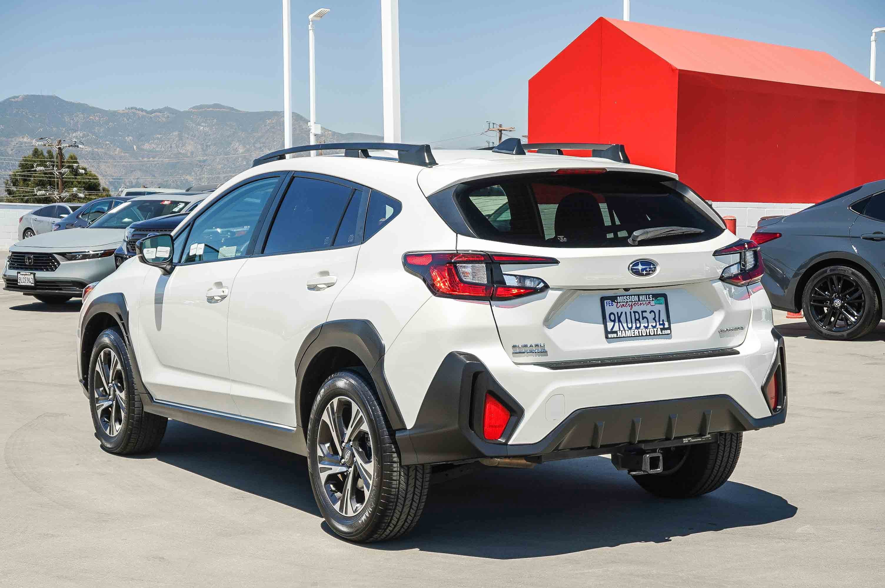 Used 2024 Subaru Crosstrek 2.0i Premium AWD/4WD image 5