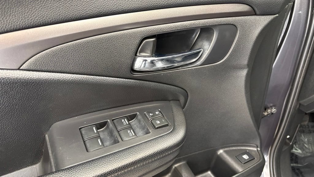 Used 2019 Honda Passport Sport image 17