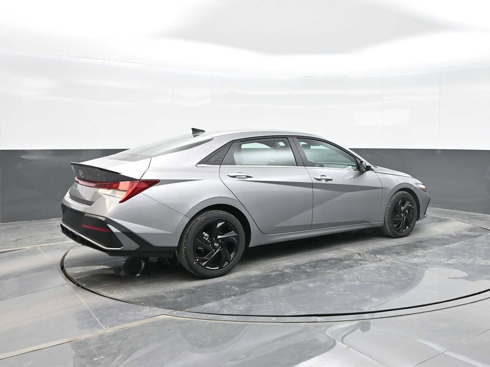 New 2026 Hyundai Elantra SEL Sport Premium image 8