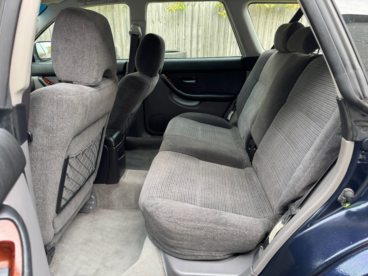 Used 2004 Subaru Outback Wagon image 24