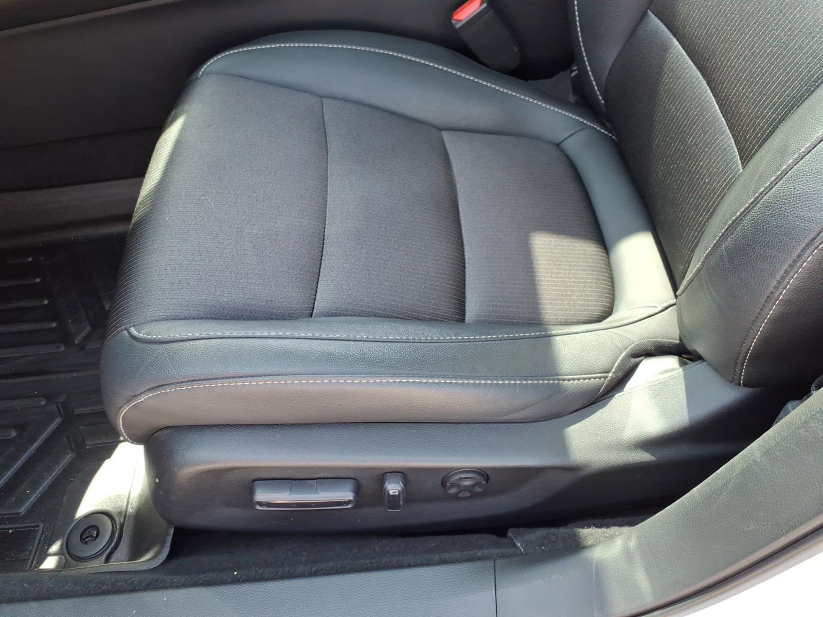 Used 2019 Honda Accord Sport image 15