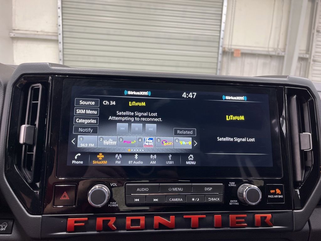 Used 2025 Nissan Frontier Pro-X w/ Pro Convenience Package image 11