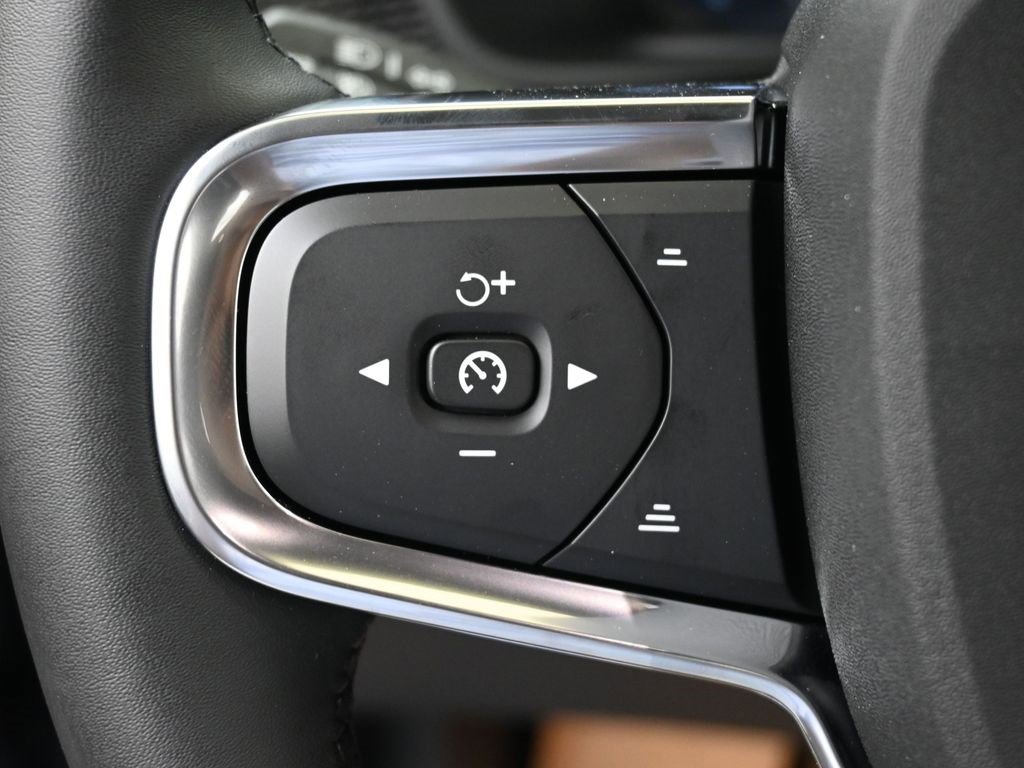 New 2026 Volvo XC40 B5 Ultra w/ Climate Package image 27