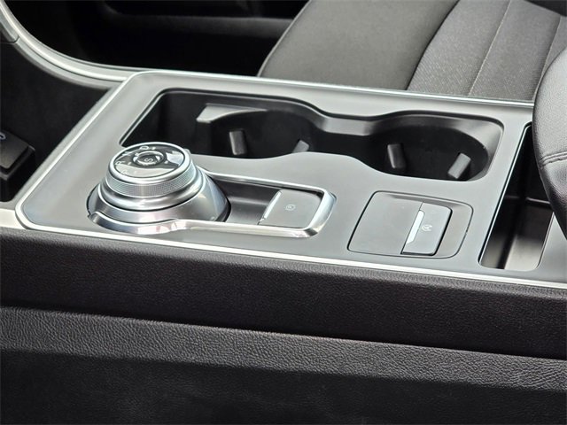 Used 2024 Ford Edge SE w/ Black Appearance Package image 22