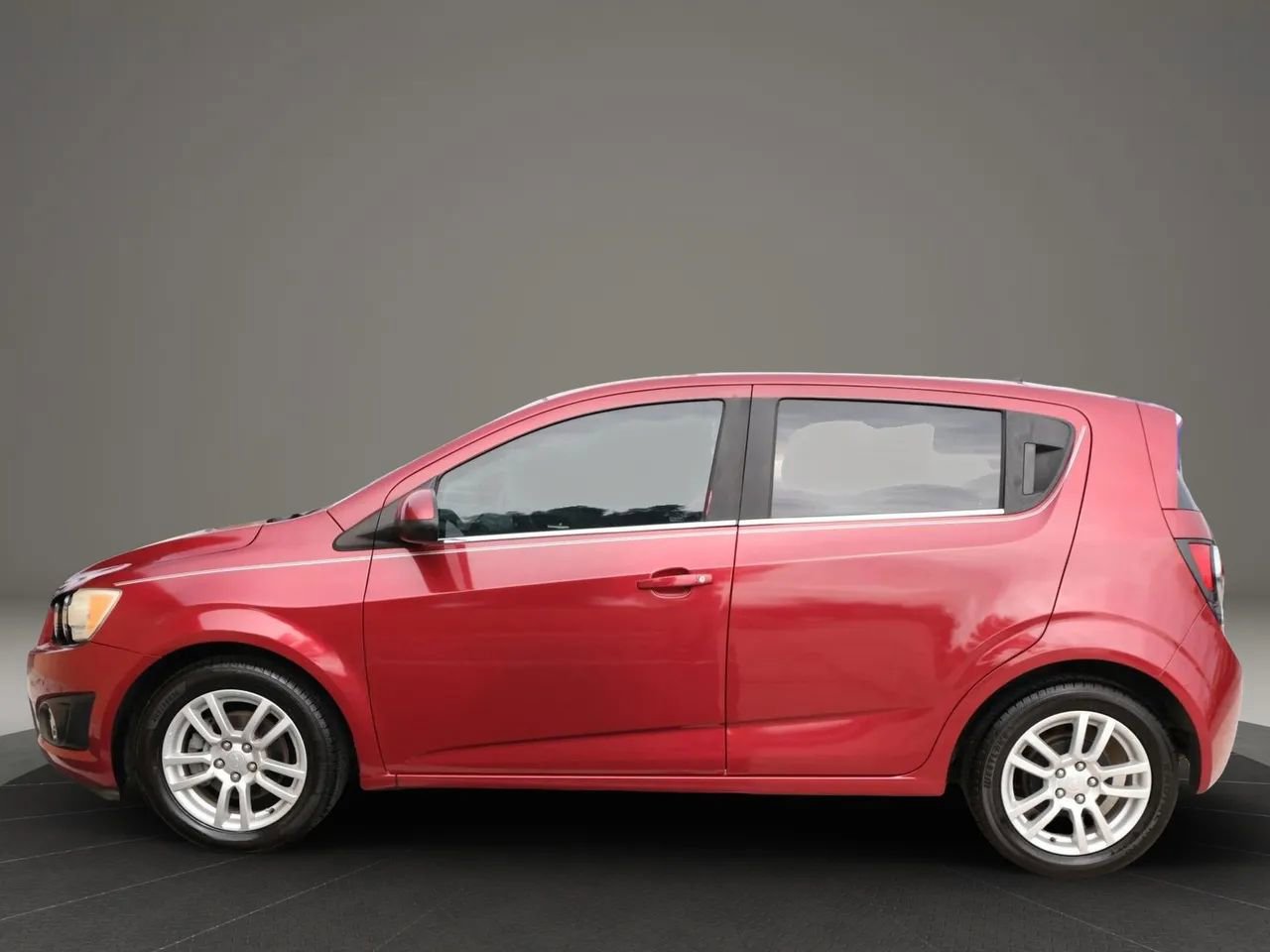 Used 2014 Chevrolet Sonic LT w/ Wheels and Fog Lamp Package image 3