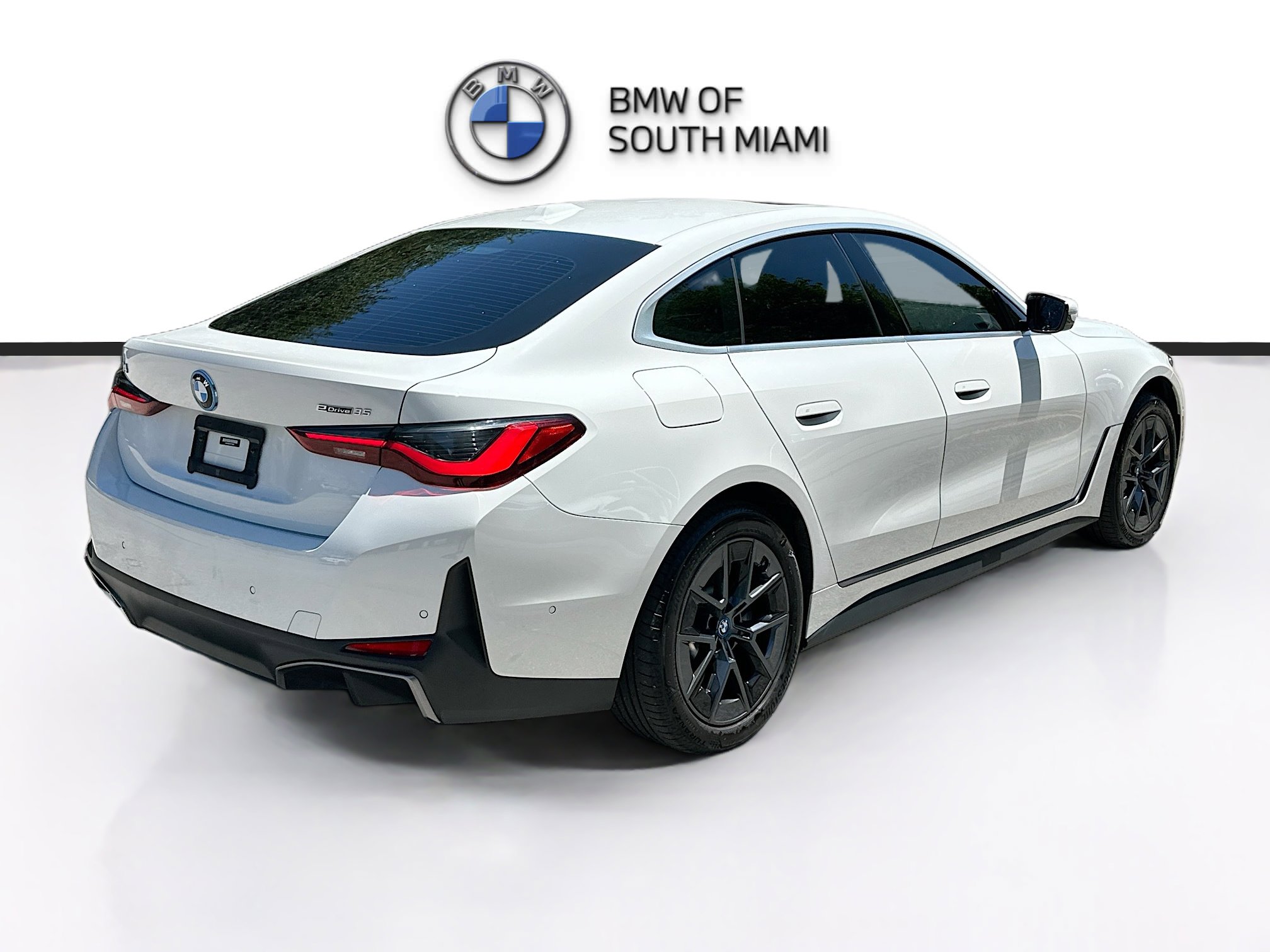 Certified 2023 BMW i4 eDrive35 w/ Premium Package RWD image 7