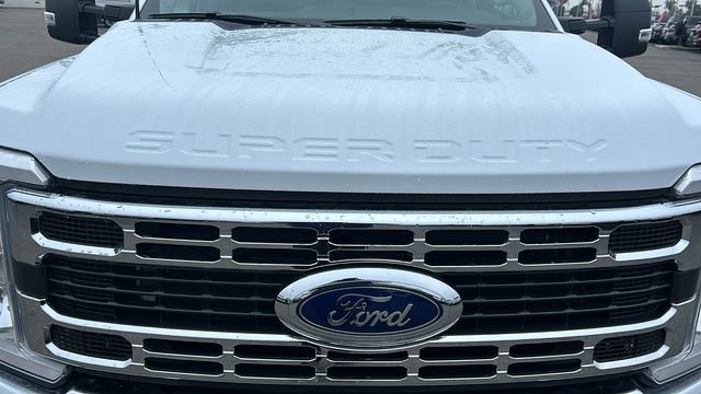 New 2026 Ford F550 4x4 Crew Cab Super Duty image 11