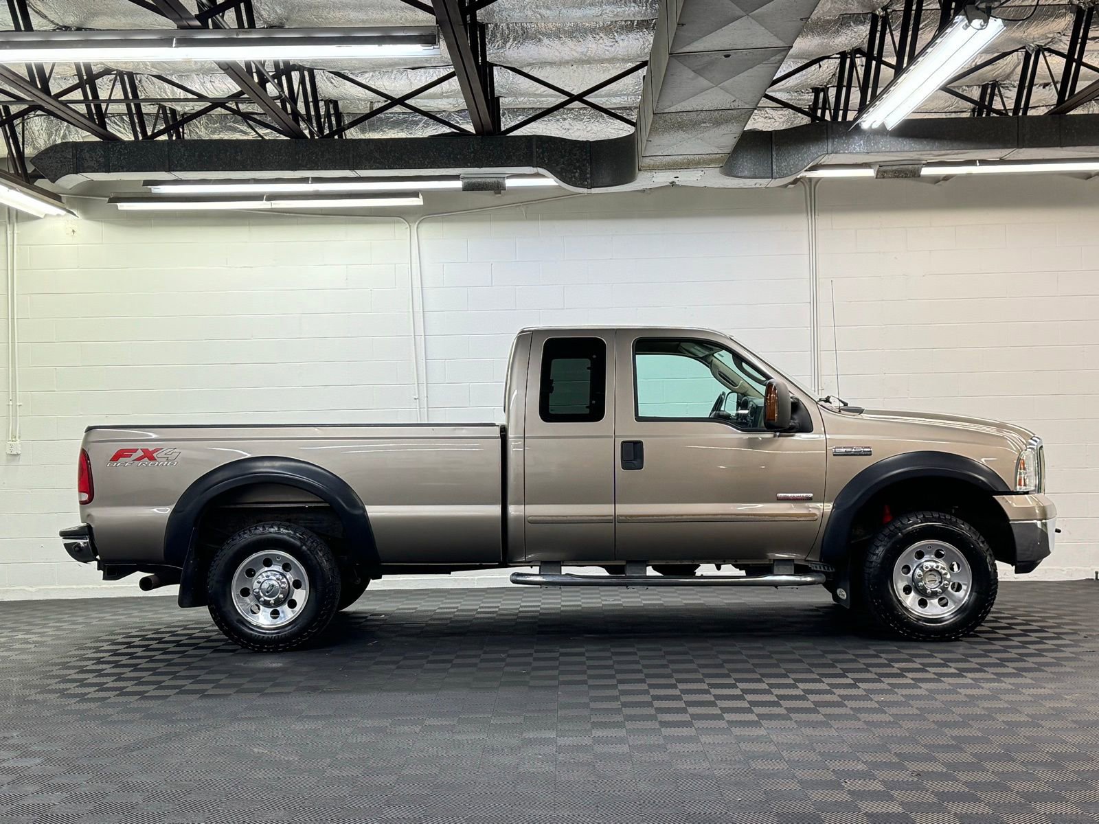 Used 2006 Ford F250 XLT image 4