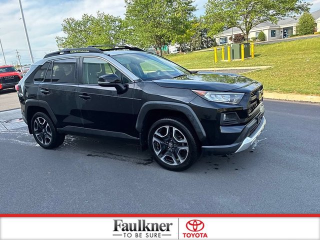 Used 2019 Toyota RAV4 Adventure AWD/4WD image 3
