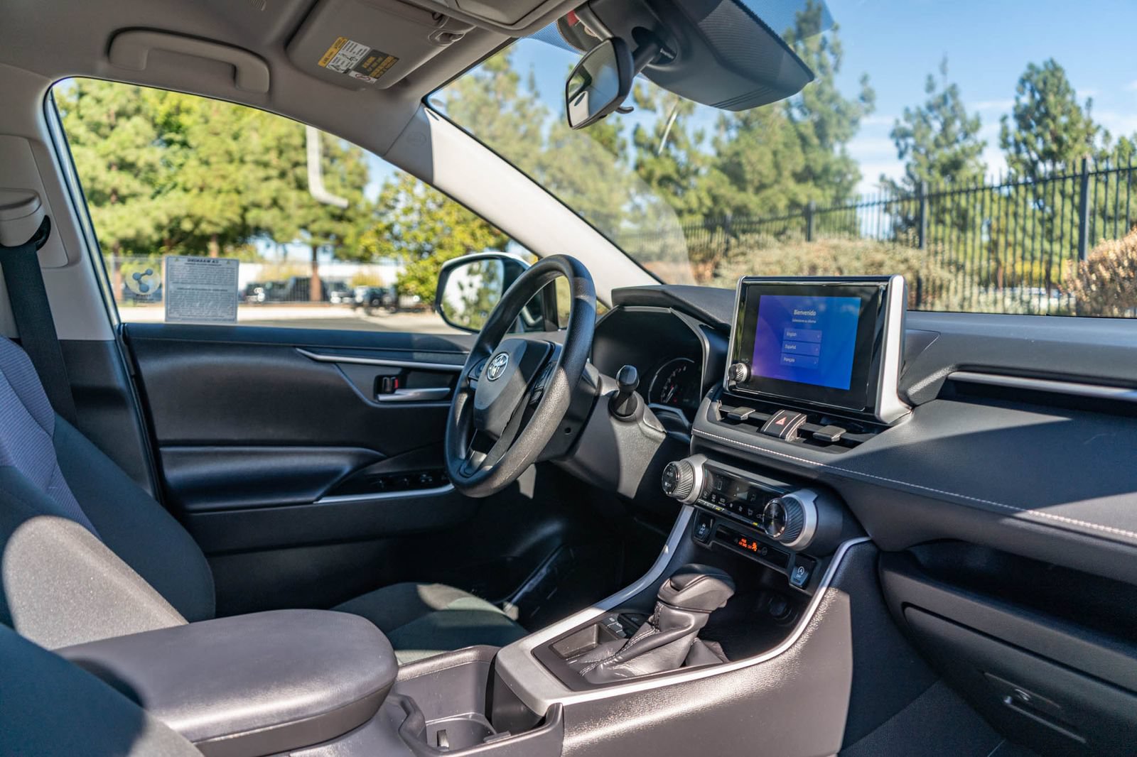 Certified 2025 Toyota RAV4 XLE FWD image 22
