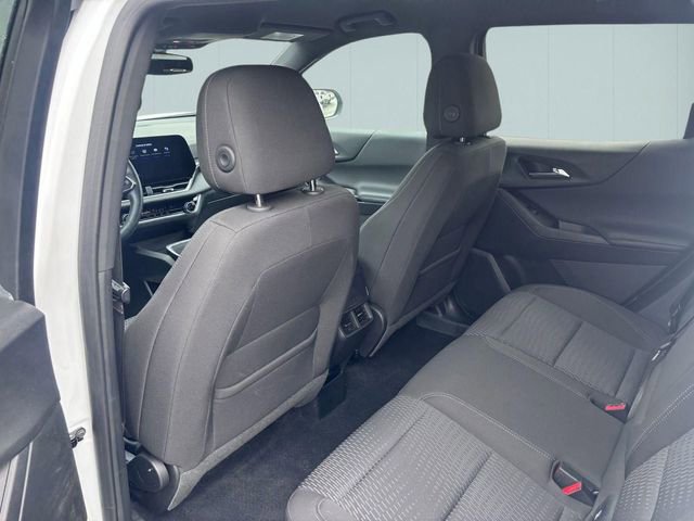 Used 2025 Chevrolet Equinox LT image 24