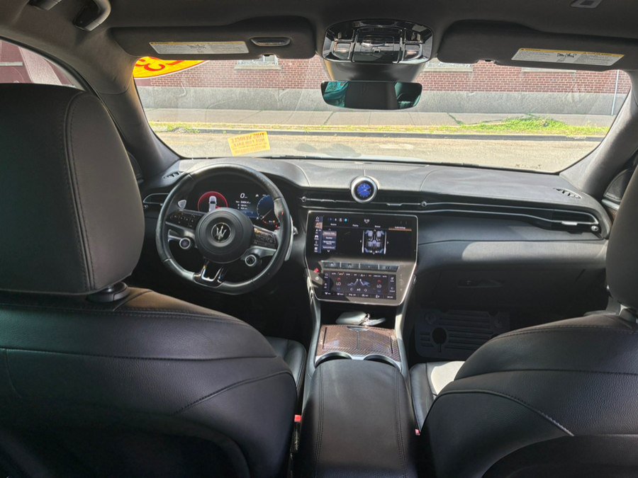 Used 2023 Maserati Grecale GT AWD/4WD image 19