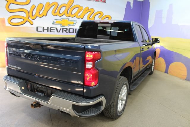 Used 2019 Chevrolet Silverado 1500 LT w/ Convenience Package AWD/4WD image 8