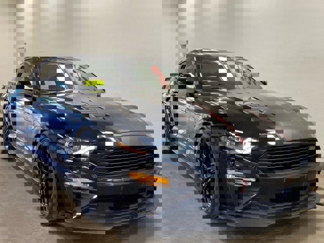 Used 2018 Ford Mustang GT Premium w/ Equipment Group 401A image 2