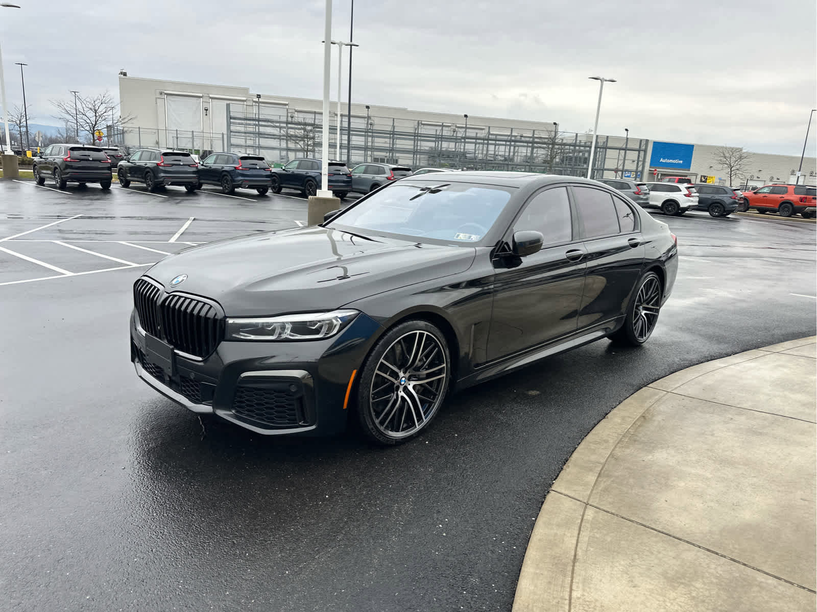 Used 2022 BMW 750i xDrive image 3