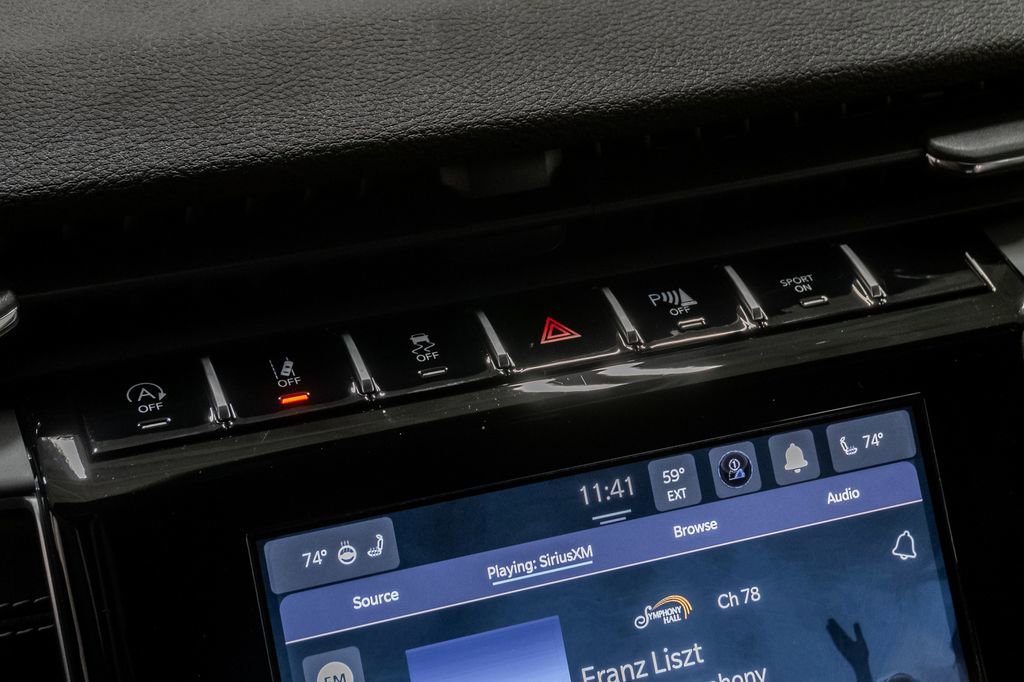 New 2026 Jeep Grand Cherokee Laredo X AWD/4WD image 14