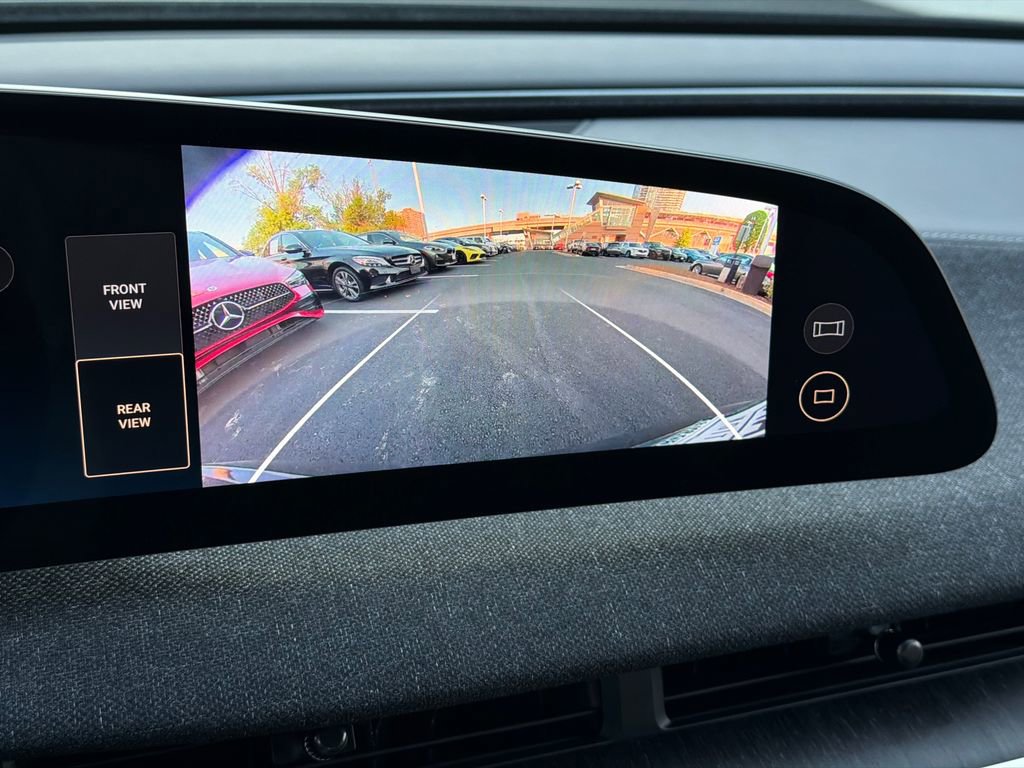 Used 2025 Lucid Air Pure RWD image 27