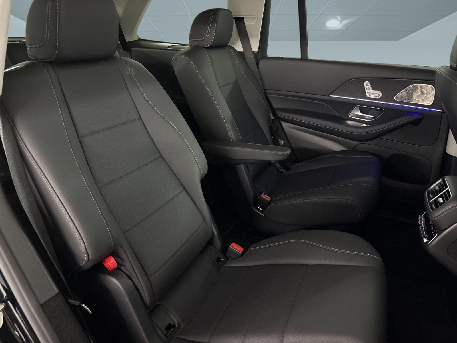 New 2026 Mercedes-Benz GLS 450 4MATIC image 30