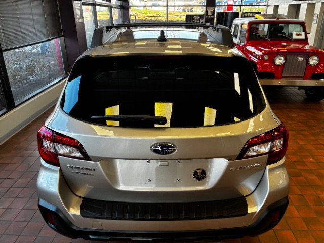 Used 2018 Subaru Outback 2.5i Limited image 54