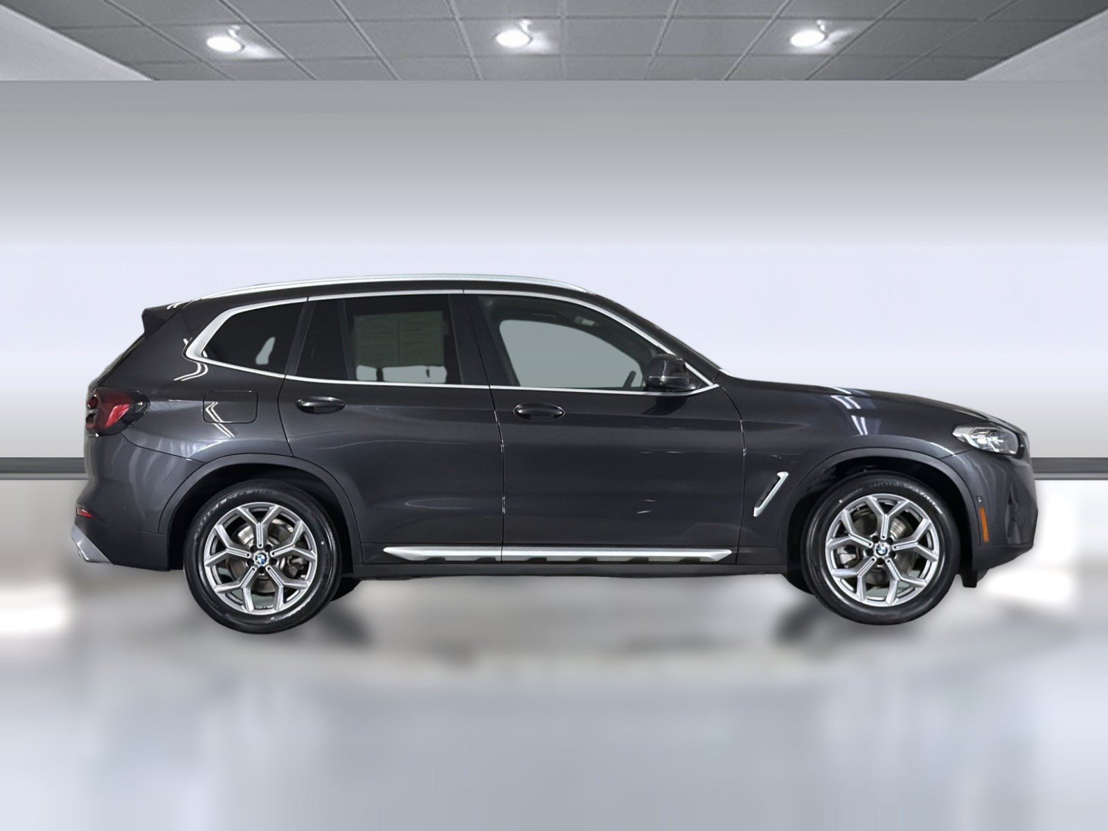 Certified 2024 BMW X3 sDrive30i w/ Convenience Package RWD image 7