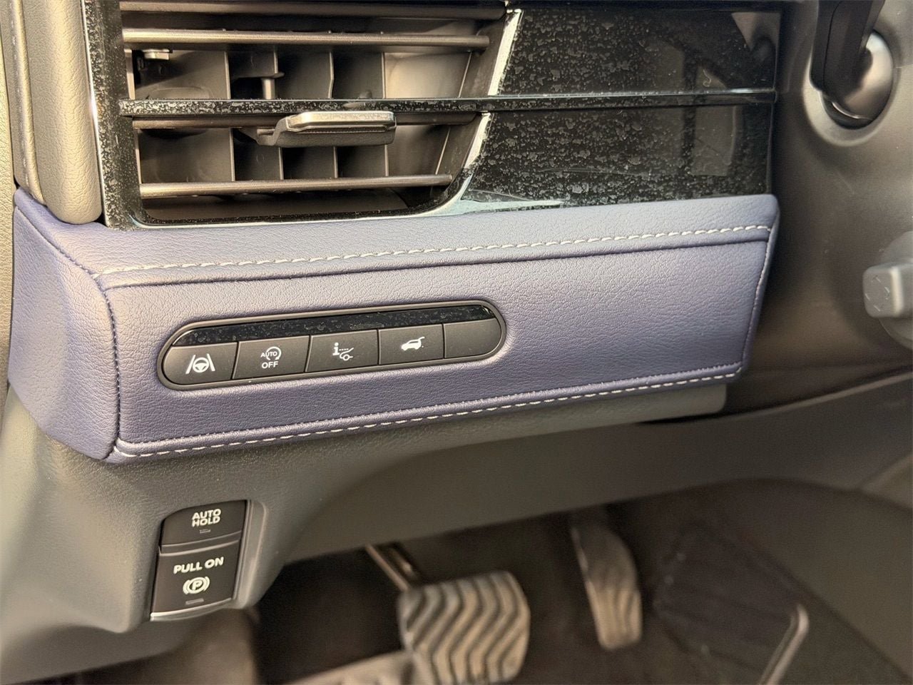 New 2026 INFINITI QX80 4WD image 15