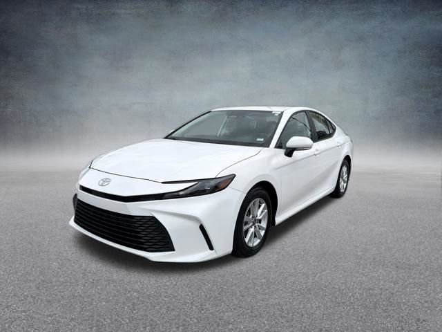 Used 2025 Toyota Camry LE image 13