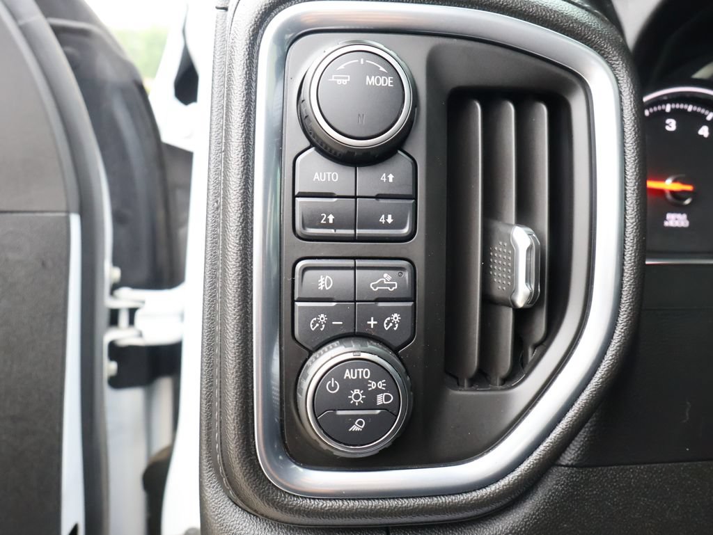 Certified 2020 Chevrolet Silverado 2500 High Country w/ Z71 Off-Road Package AWD/4WD image 13