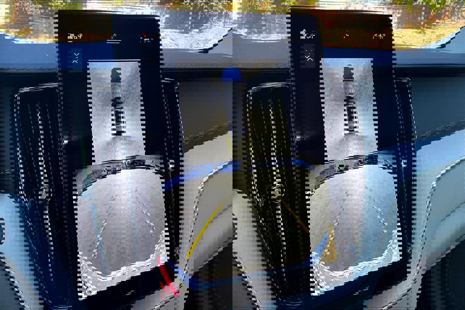 New 2026 Volvo XC60 T8 Ultra w/ Protection Package Premier image 20