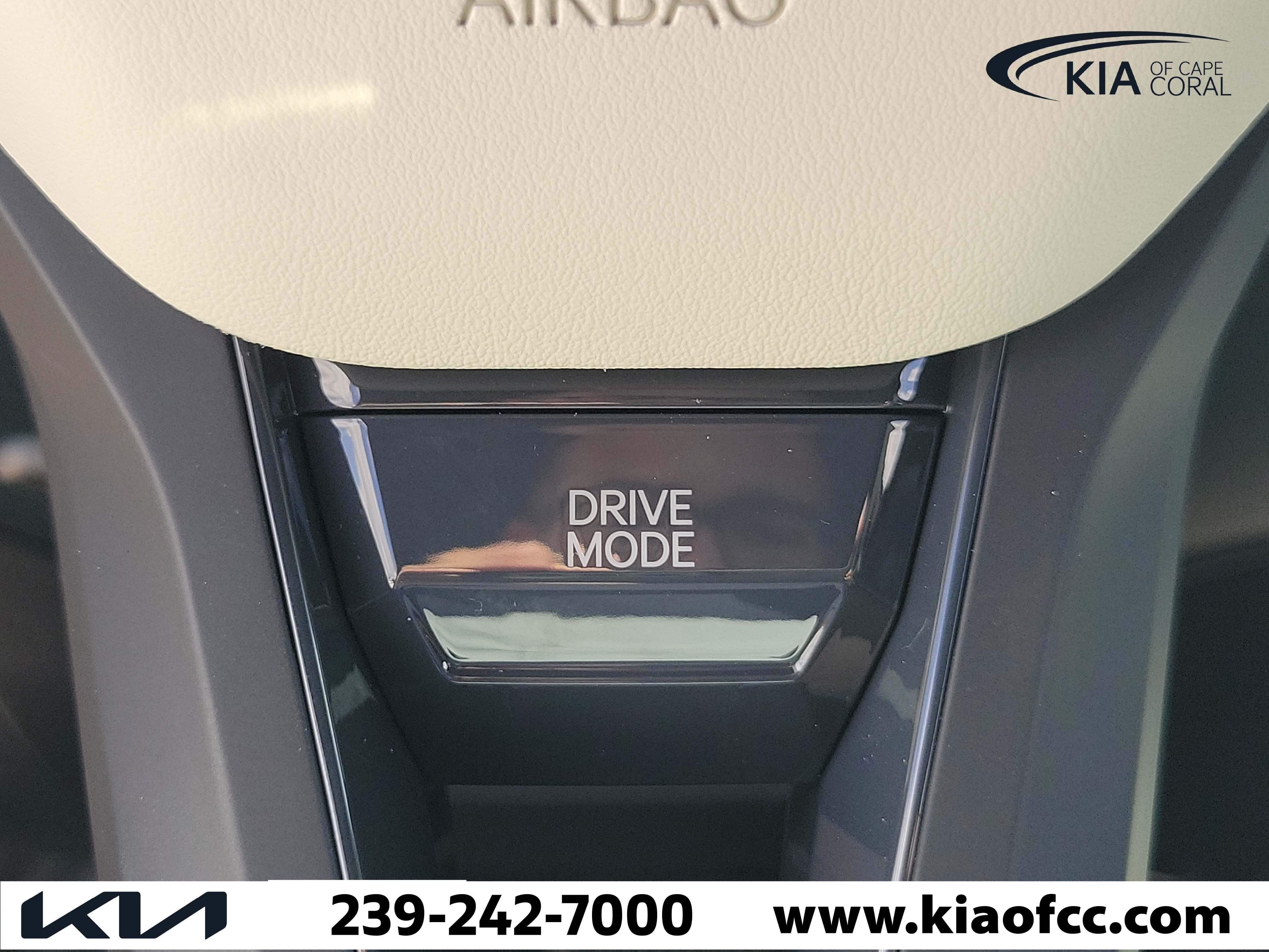 New 2026 Kia K4 GT-Line w/ GT-Line Premium Package FWD image 25