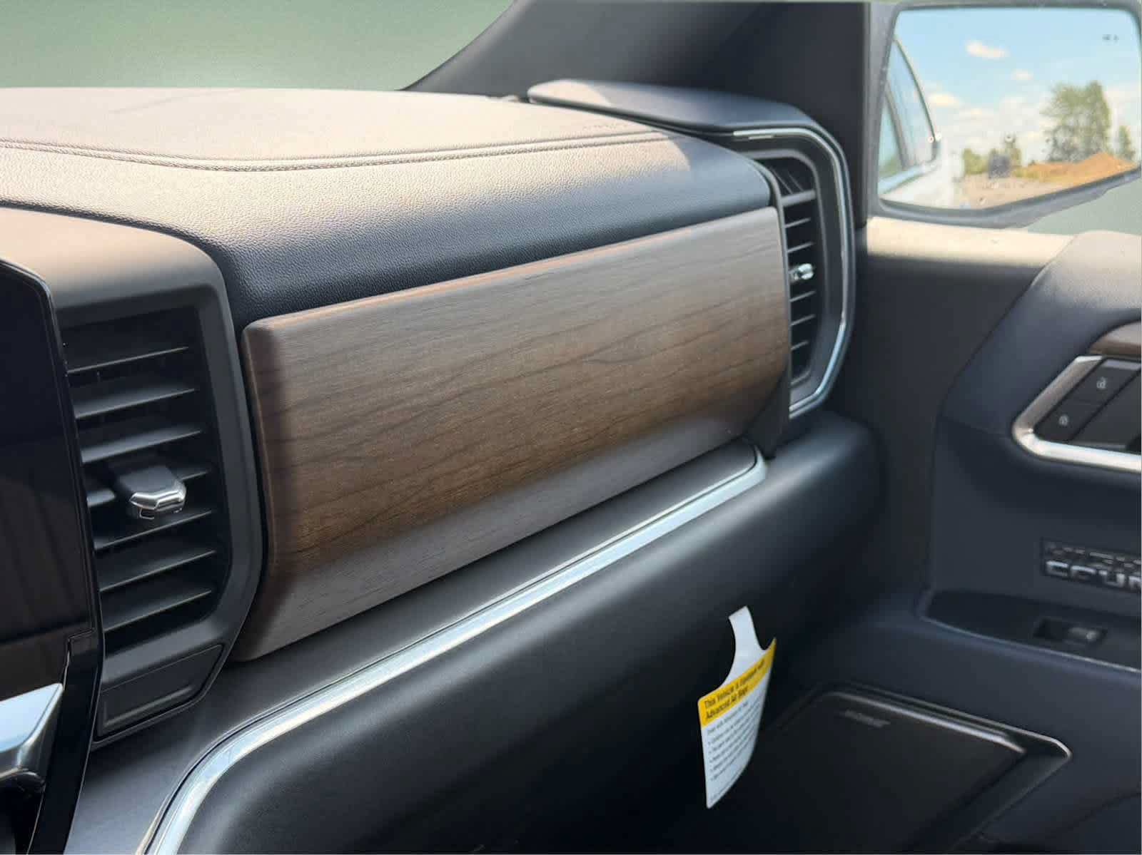 New 2026 Chevrolet Silverado 1500 High Country AWD/4WD image 15