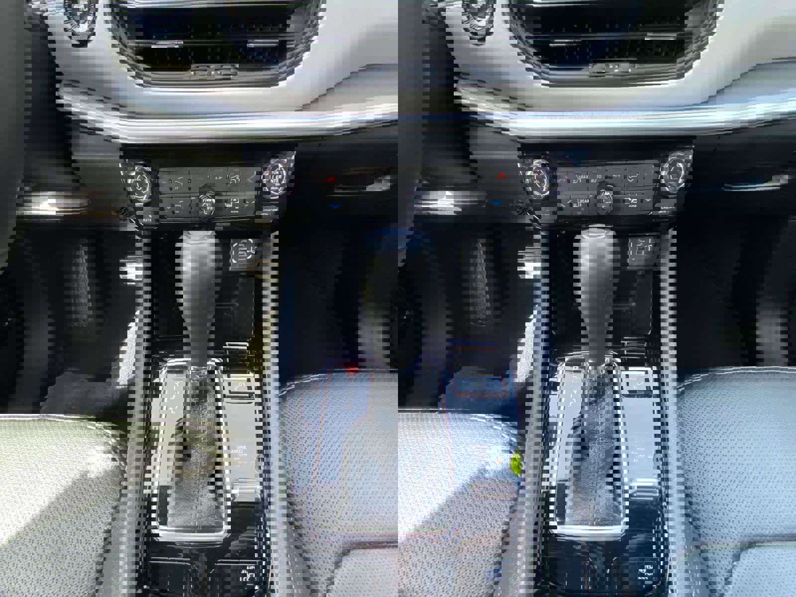 Used 2024 Jeep Compass Limited w/ Elite Group image 21