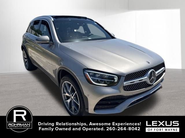 Used 2021 Mercedes-Benz GLC 300 4MATIC image 4