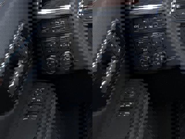 New 2026 Chevrolet Suburban Premier image 22